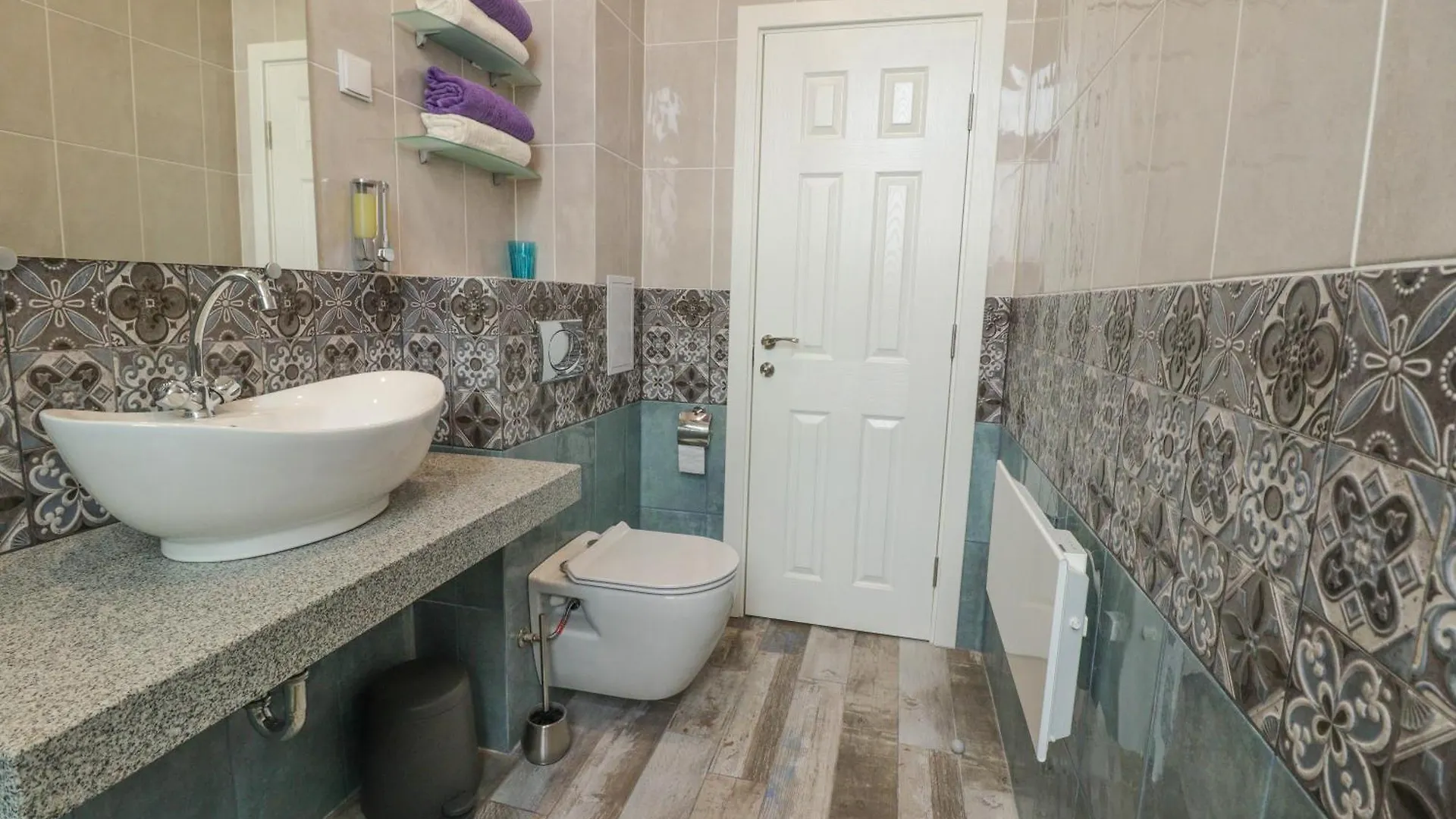 New 1930S Quiet Central Apartment W/Ac - 2 Bedroom Sofia
